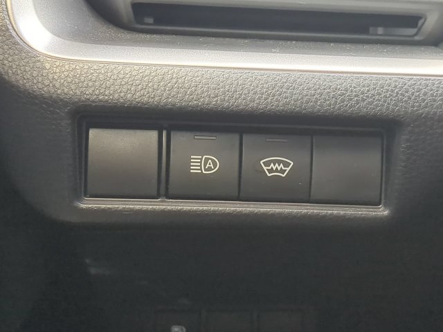 Used 2025 Toyota Prius LE FWD image 25