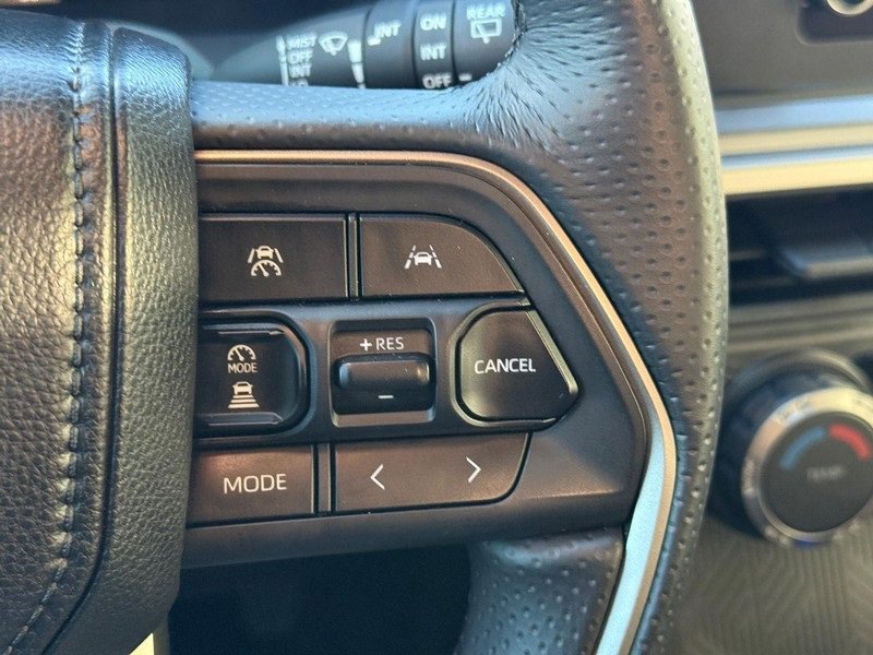 Used 2025 Toyota 4Runner SR5 image 21