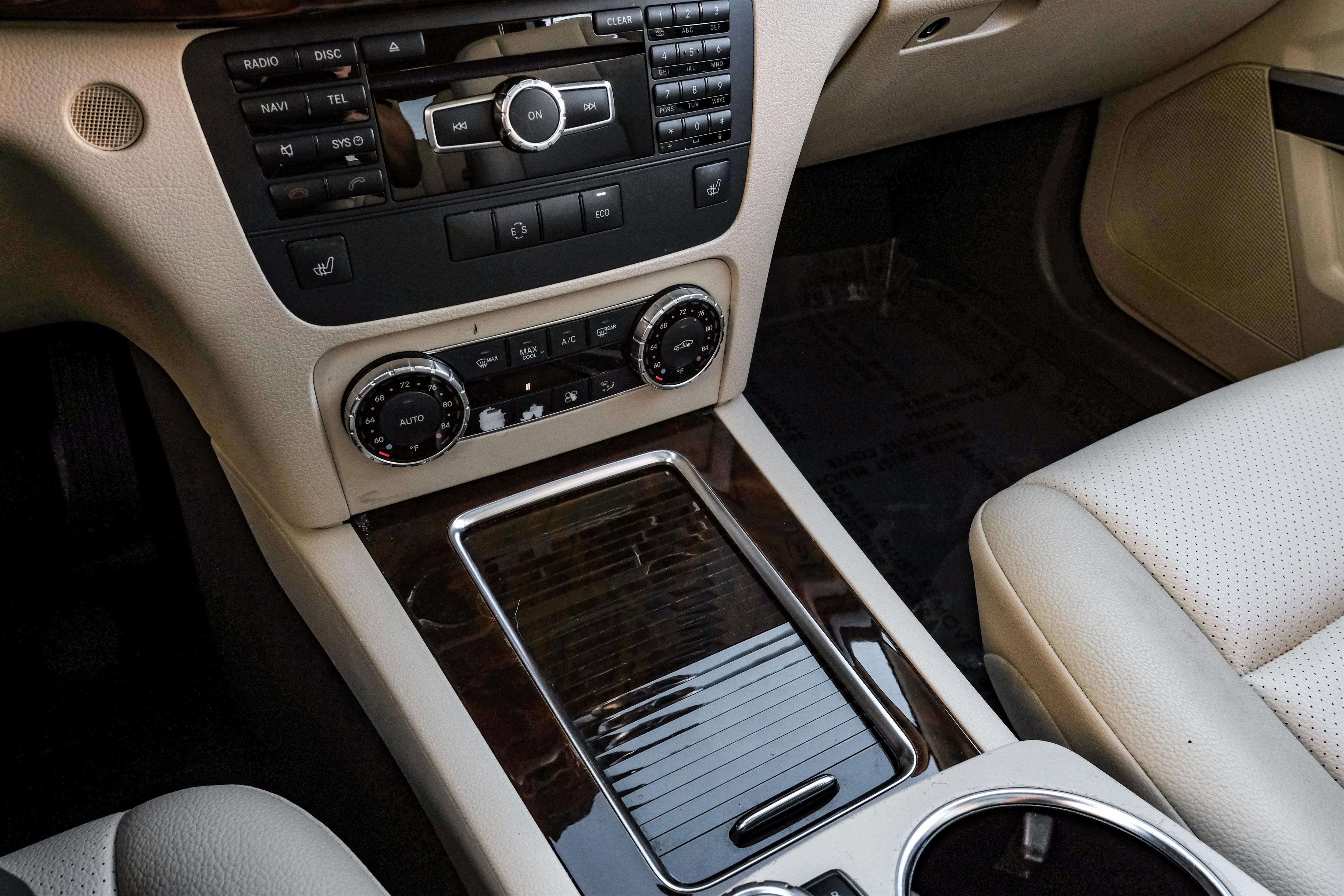 Used 2013 Mercedes-Benz GLK 350 2WD image 24