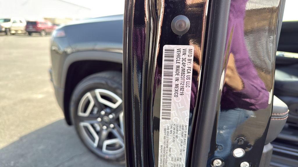 New 2026 Jeep Cherokee Limited image 37