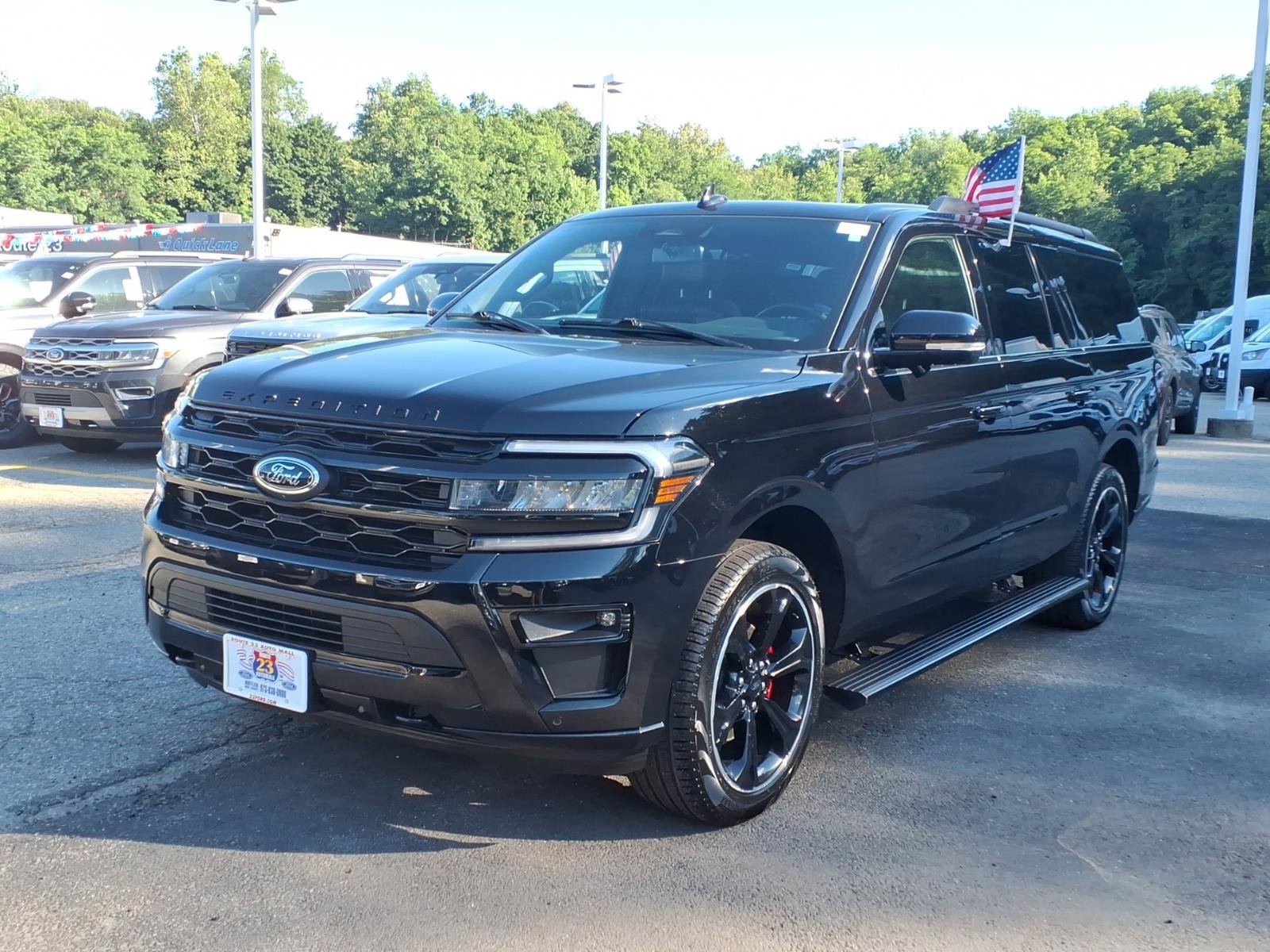 Certified 2023 Ford Expedition Max Limited AWD/4WD image 4