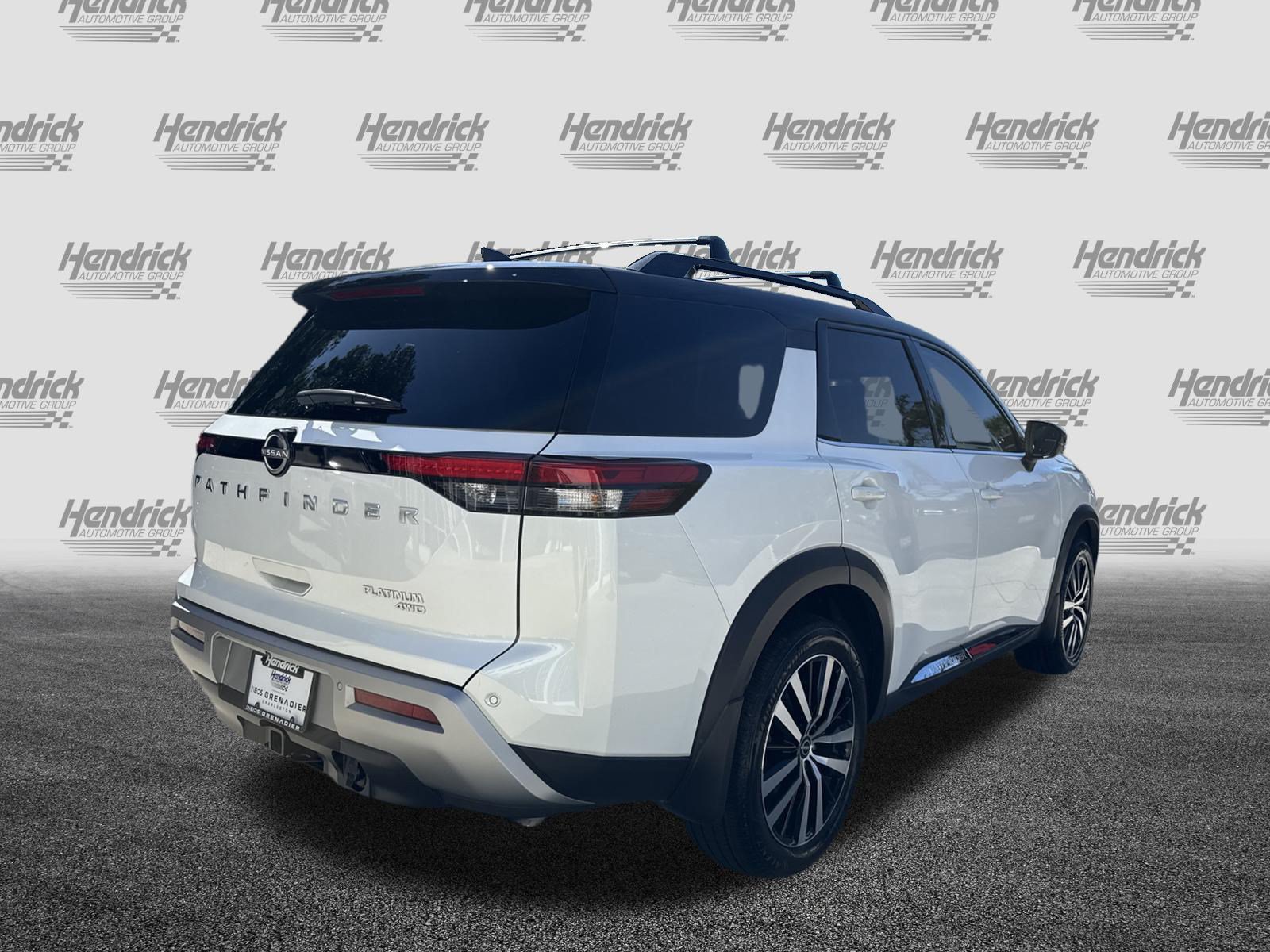 Used 2025 Nissan Pathfinder Platinum w/ Cargo Package AWD/4WD image 10