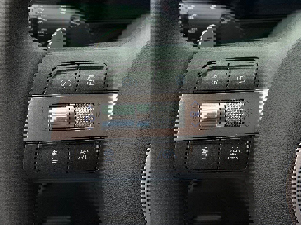 Certified 2026 Hyundai Kona SEL Premium image 17