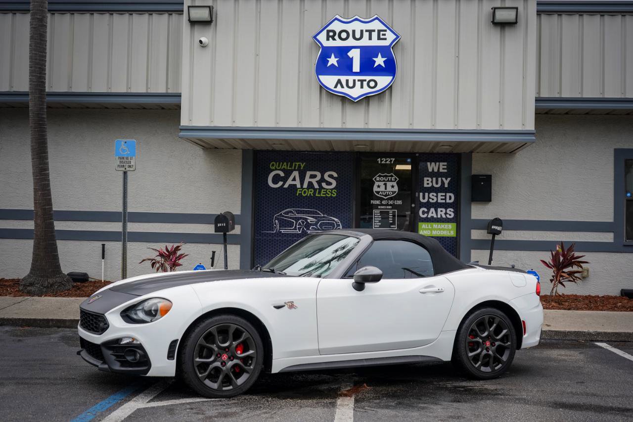 Used 2018 FIAT 124 Spider Abarth w/ Convenience Group image 2