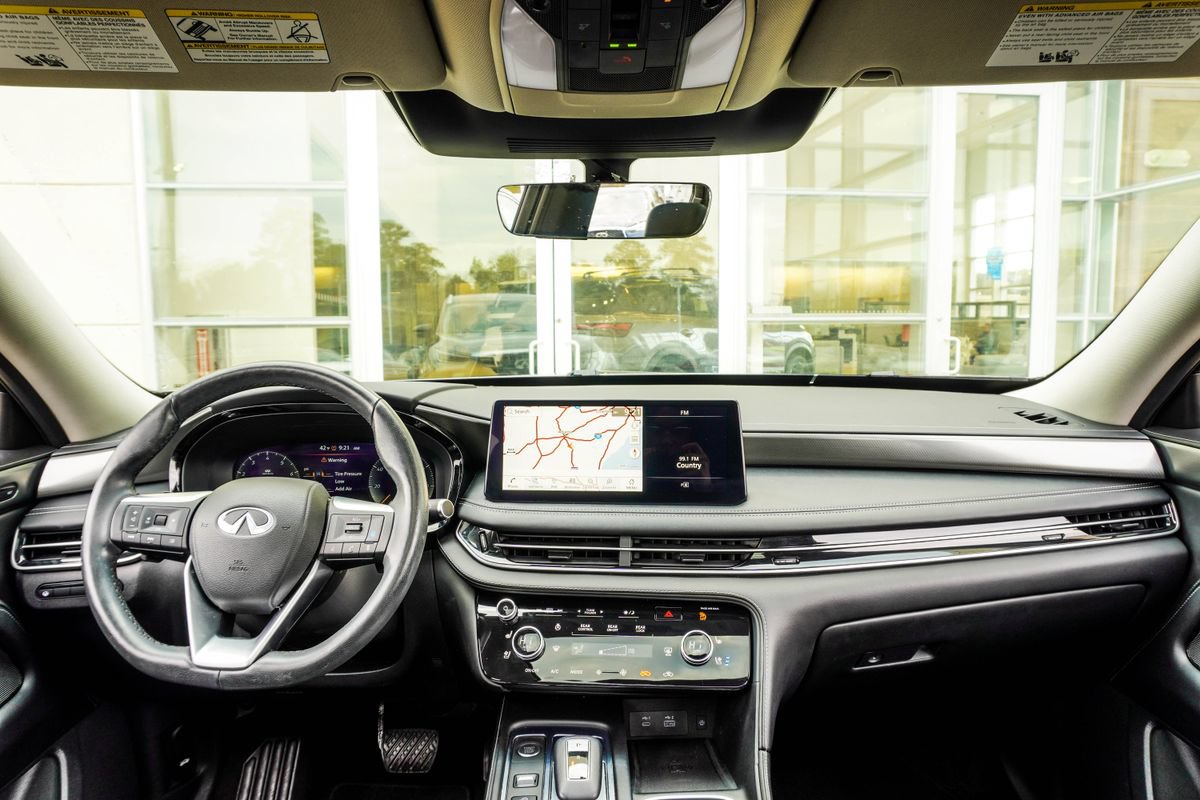 Used 2023 INFINITI QX60 Luxe FWD image 5