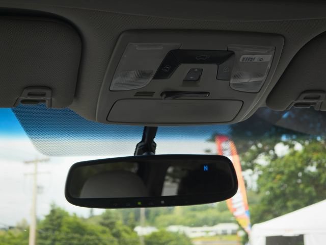 Used 2017 Toyota Sienna XLE w/ XLE Navigation Package FWD image 32