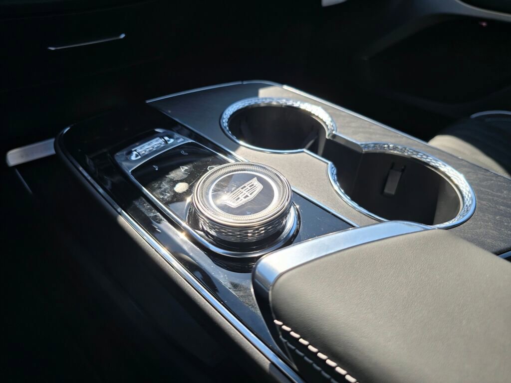 New 2026 Cadillac Lyriq V image 22