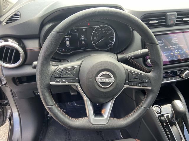 Used 2023 Nissan Versa SR w/ Trunk Package image 16