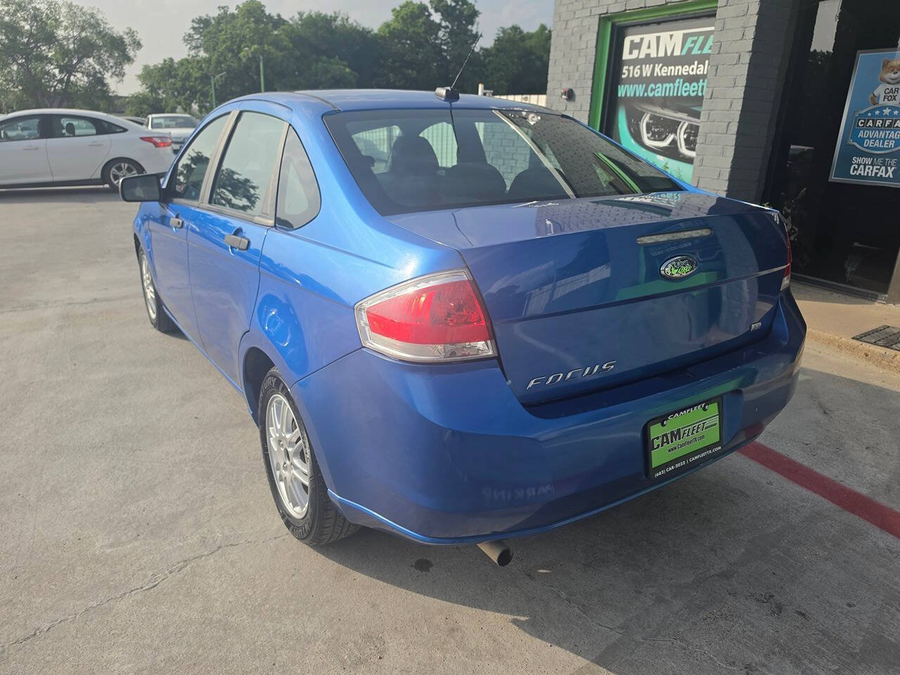 Used 2010 Ford Focus SE FWD image 10