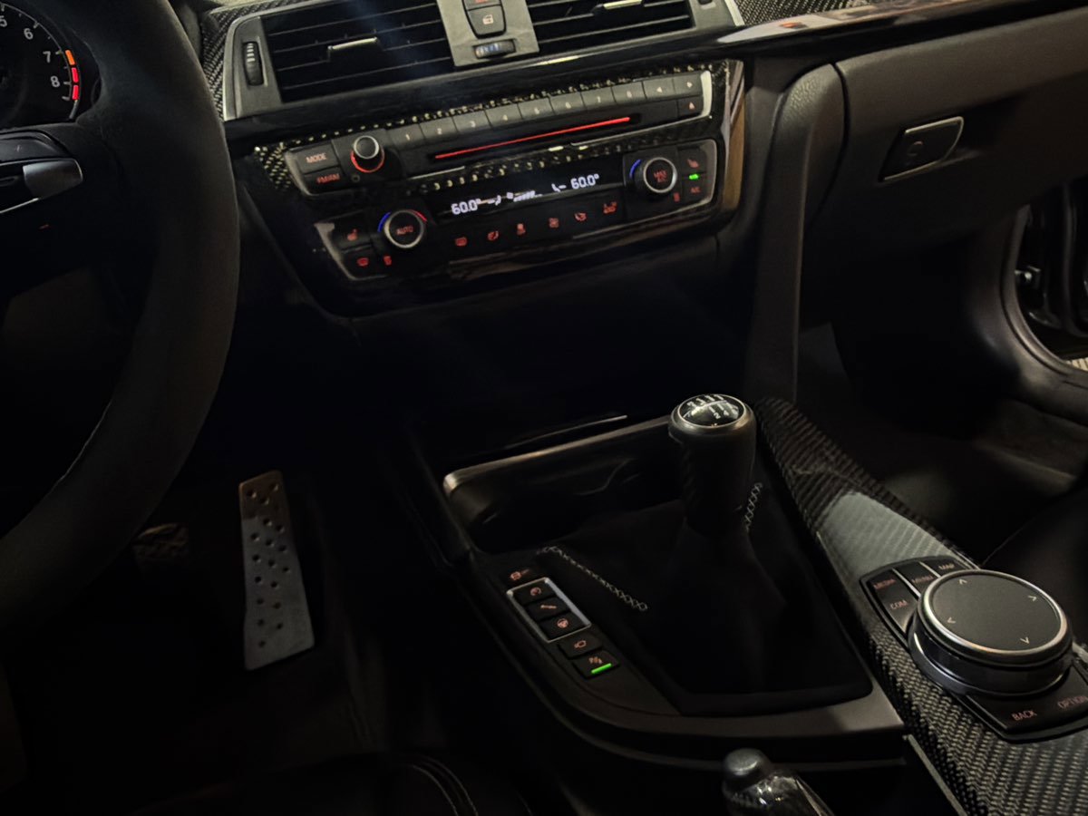 Used 2018 BMW M3 image 29