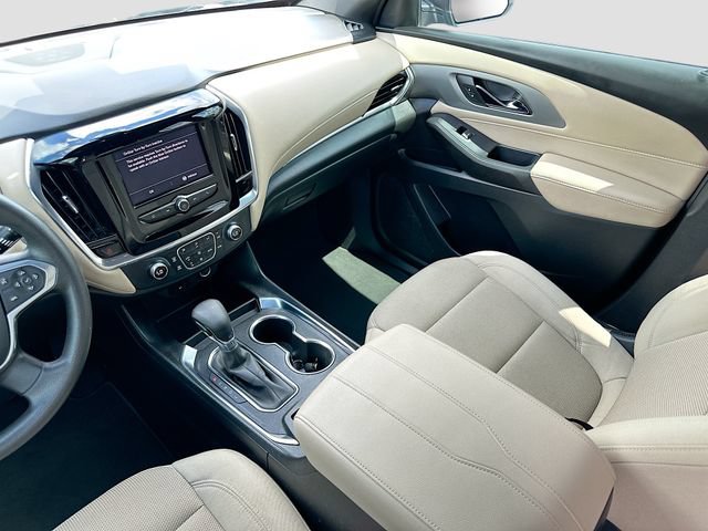 Used 2022 Chevrolet Traverse LS FWD image 21