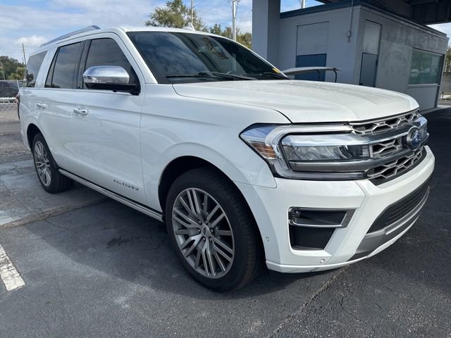 Used 2022 Ford Expedition Platinum image 4