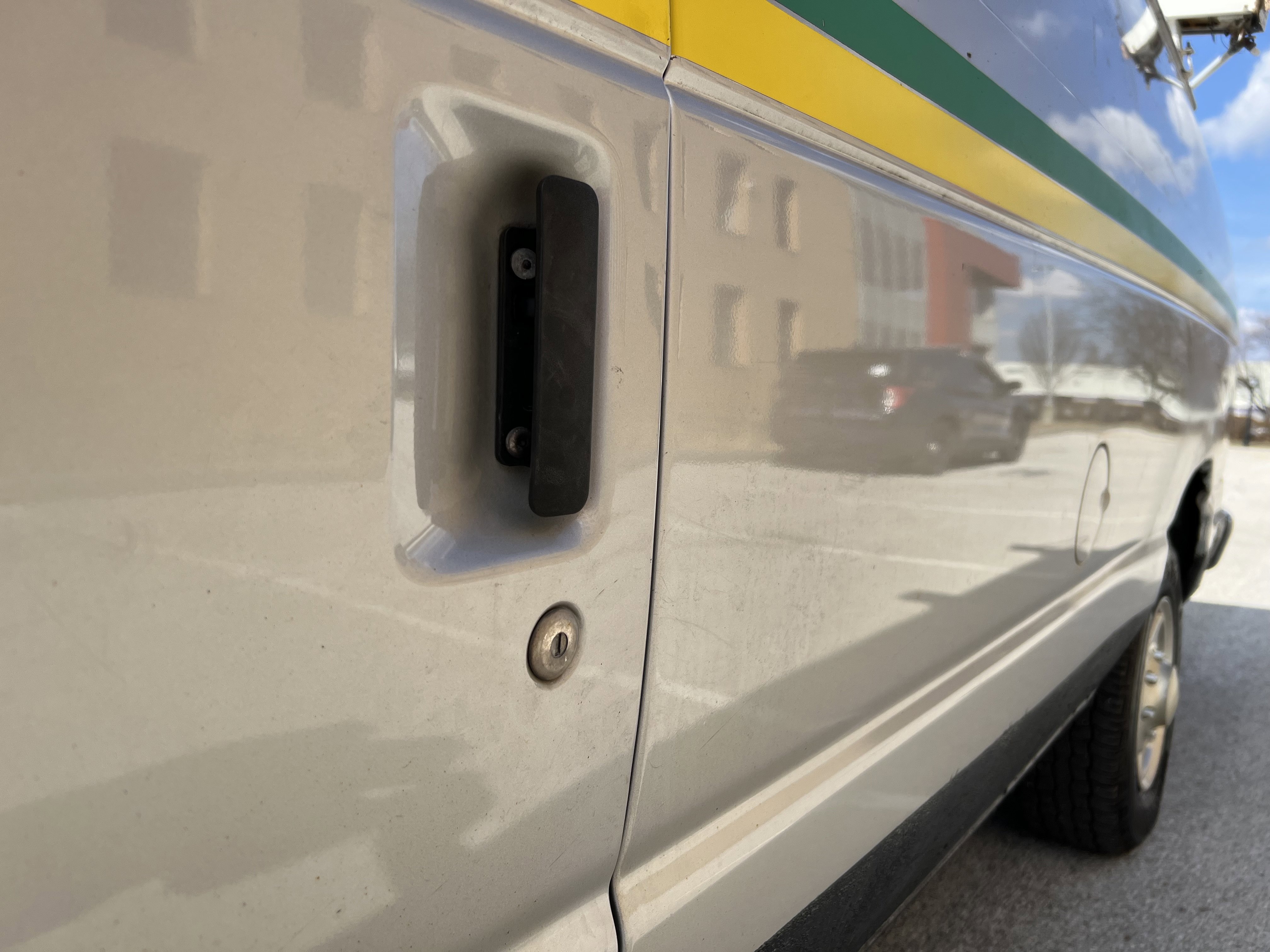 Used 2011 Ford E-250 and Econoline 250 Extended w/ Commercial Cargo Van Pkg image 28