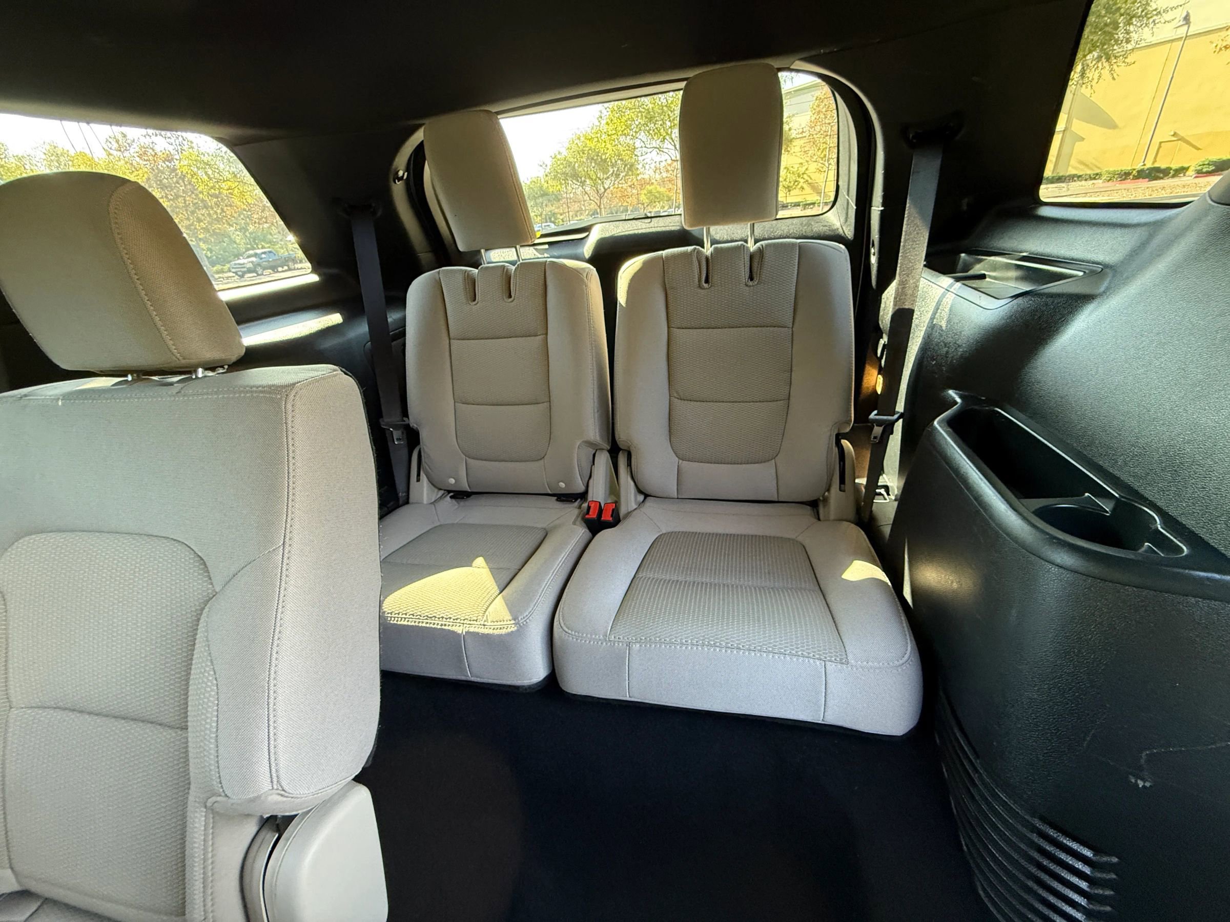 Used 2019 Ford Explorer XLT w/ Equipment Group 201A image 18