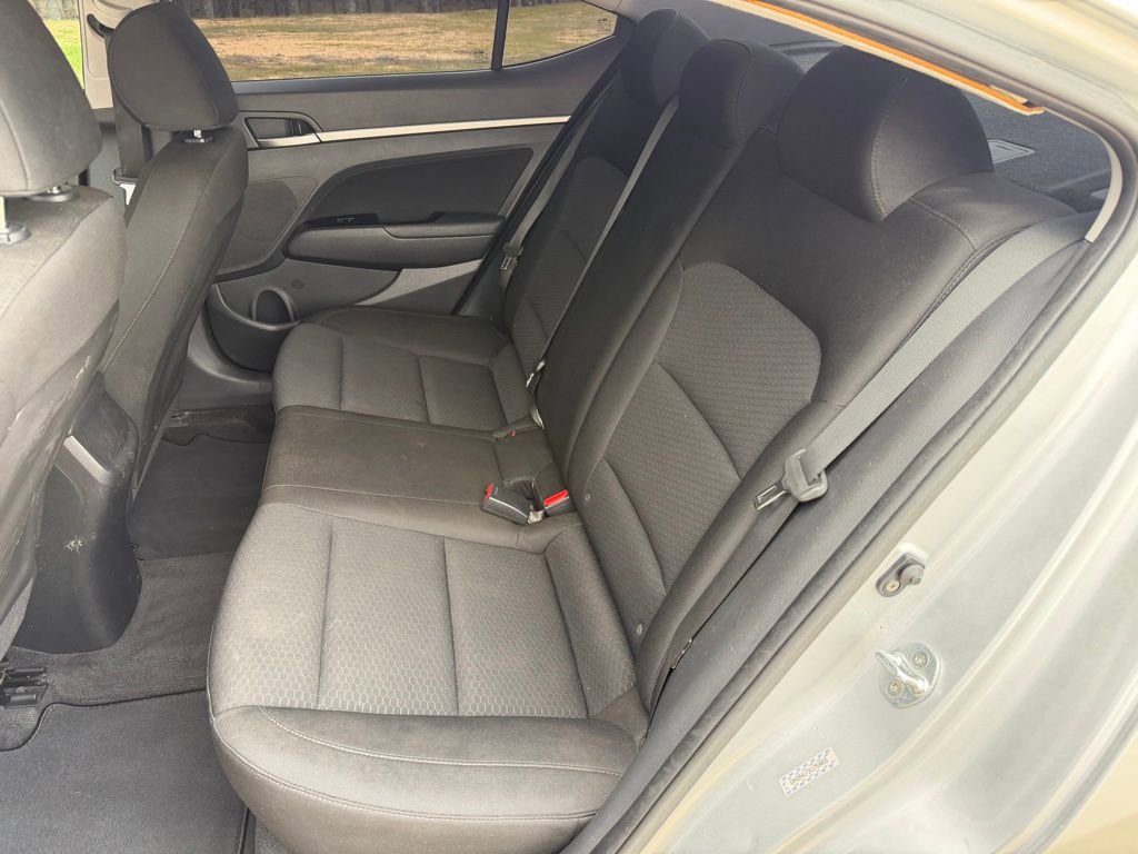 Used 2019 Hyundai Elantra SEL w/ Cargo Package image 13