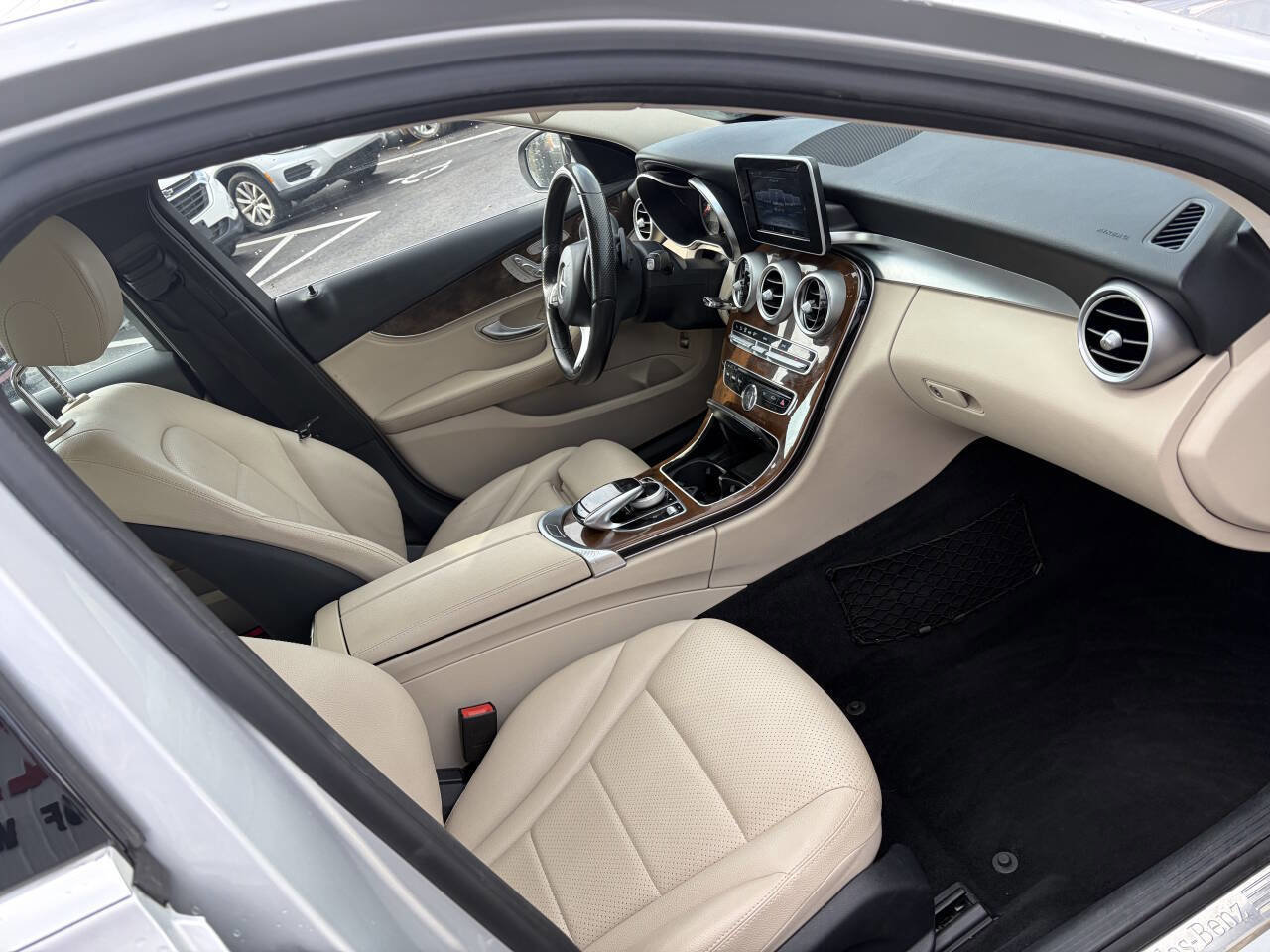 Used 2016 Mercedes-Benz C 300 4MATIC Sedan image 16