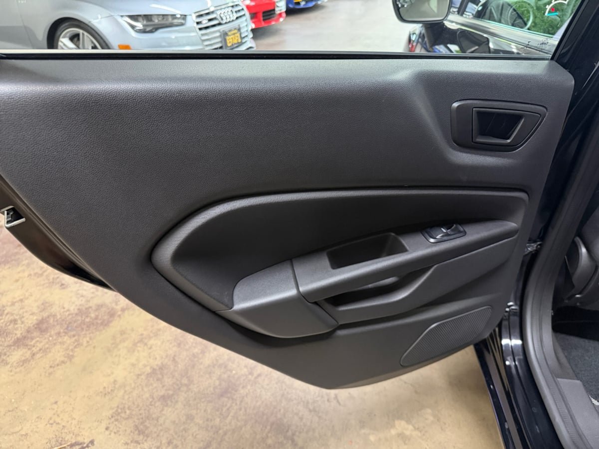 Used 2019 Ford Fiesta SE FWD image 15