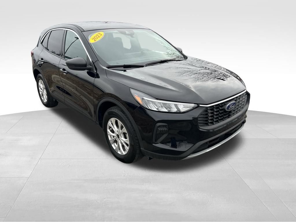 Used 2023 Ford Escape Active w/ Tech Pack #1 image 9
