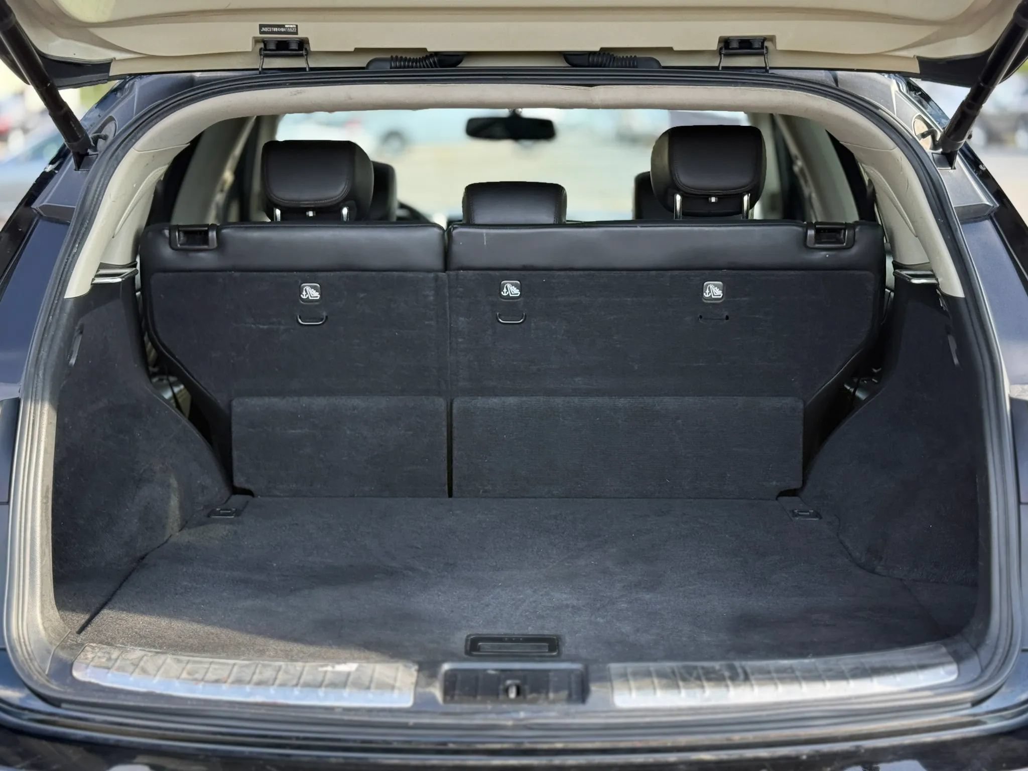 Used 2017 INFINITI QX70 AWD image 29