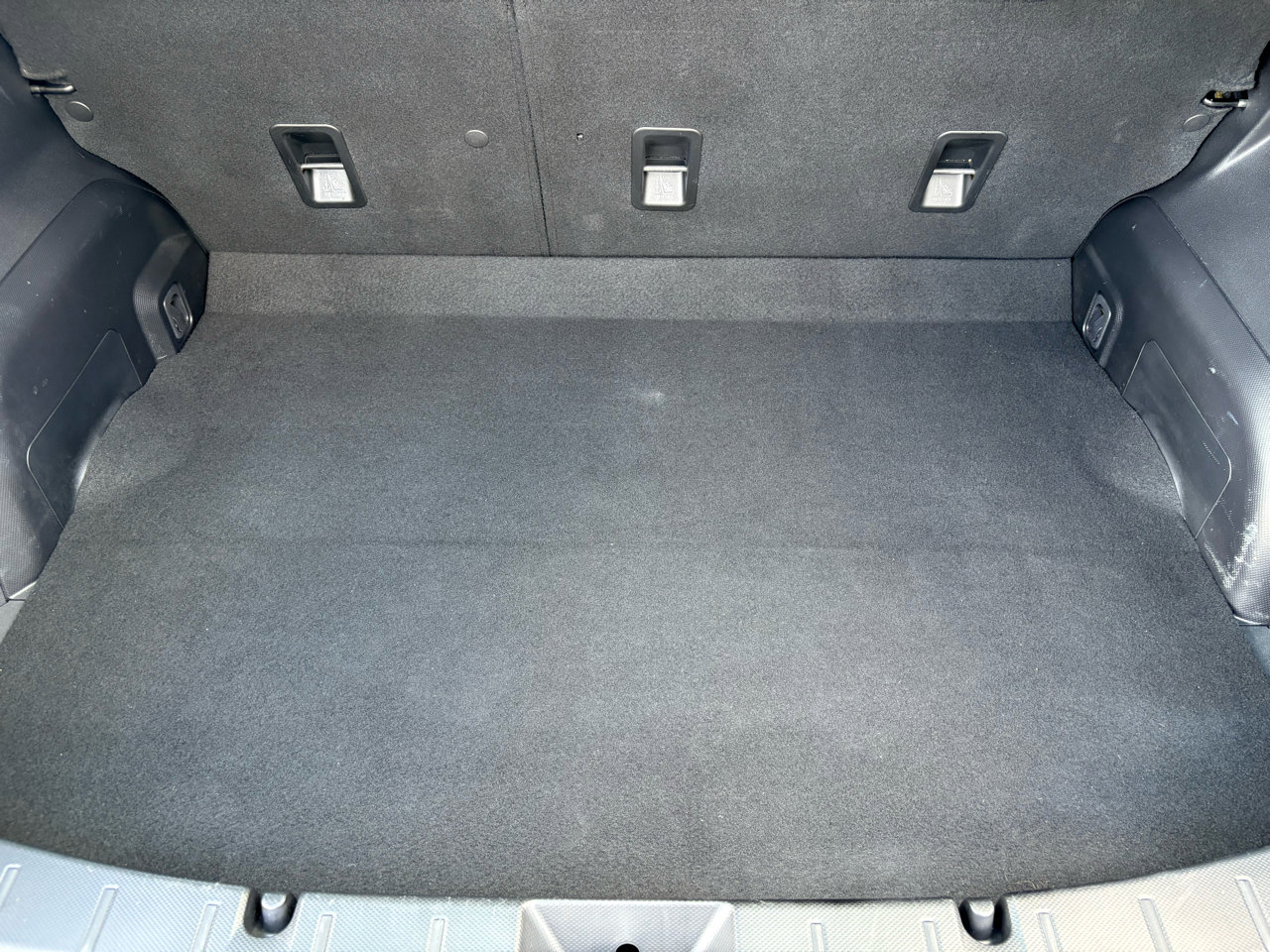 Used 2023 Subaru Impreza 2.0i Sport image 28