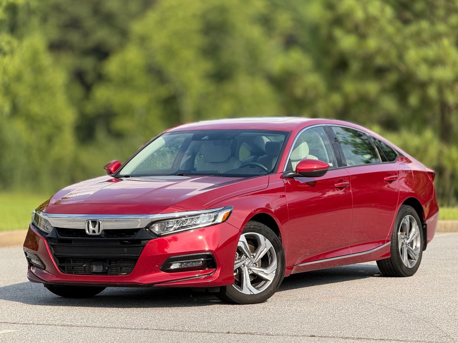 Used 2018 Honda Accord EX-L image 8