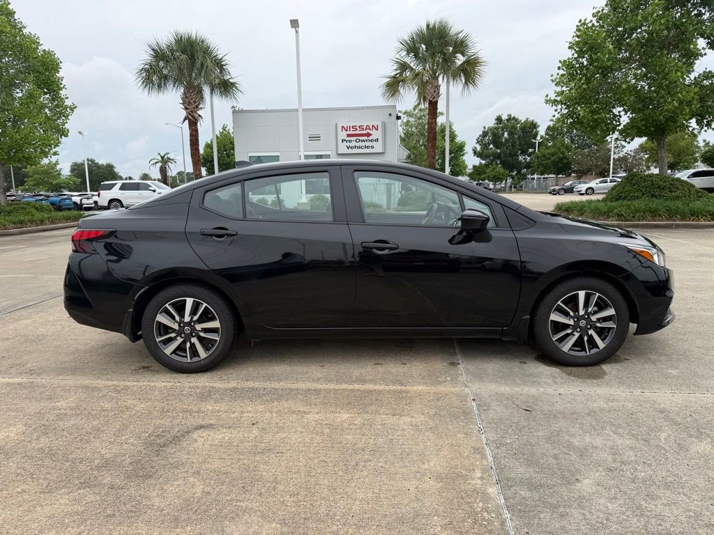 Used 2020 Nissan Versa SV FWD image 5