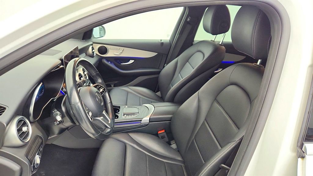 Used 2022 Mercedes-Benz GLC 300 4MATIC image 17