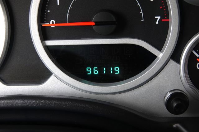 Used 2010 Jeep Wrangler Unlimited Sport image 40