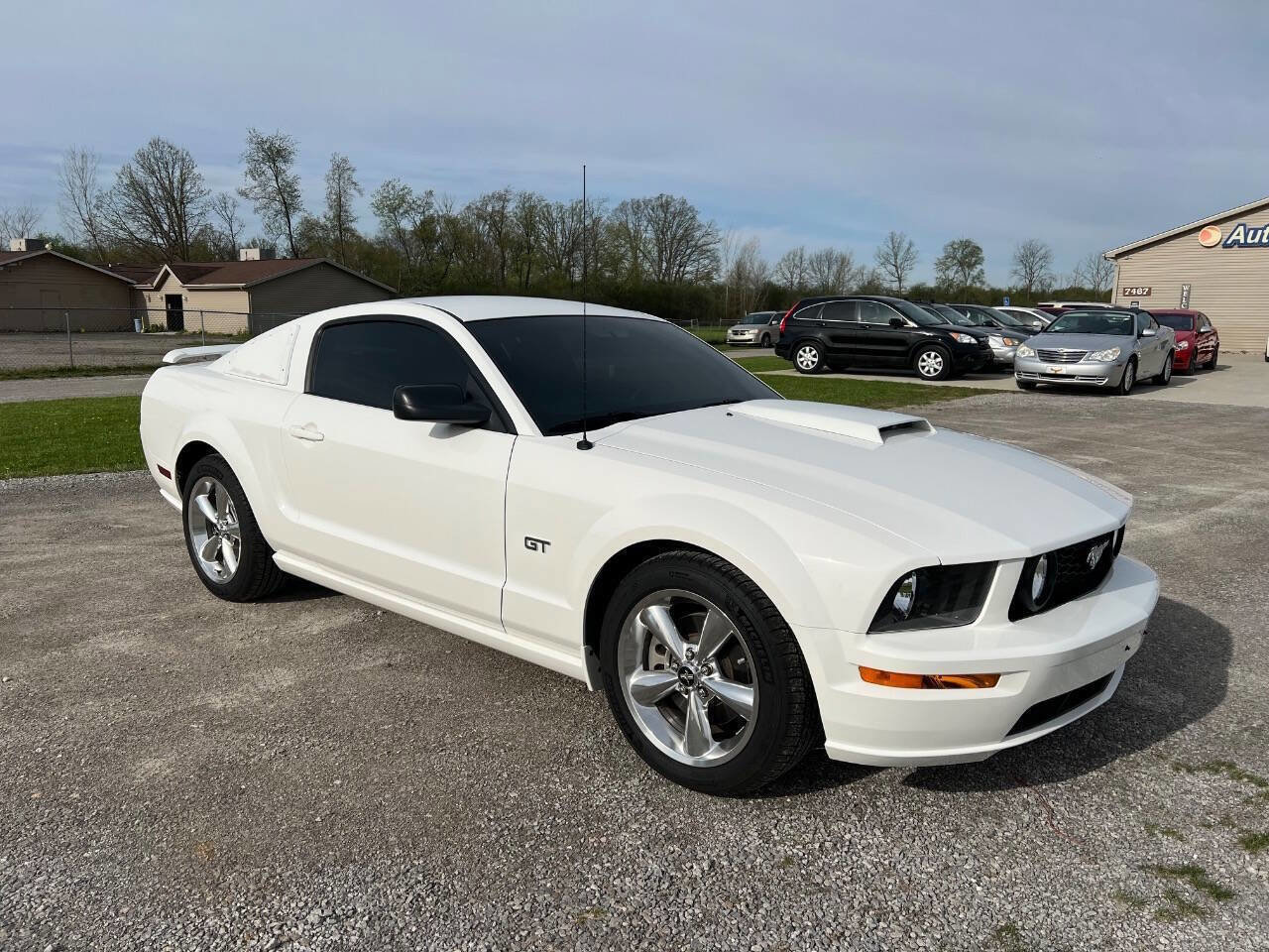 Used 2006 Ford Mustang GT RWD image 3