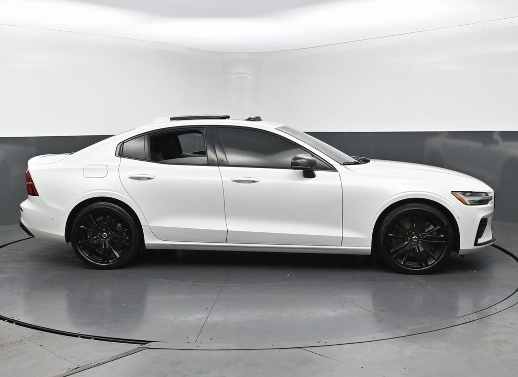 Used 2023 Volvo S60 T8 Ultimate image 6