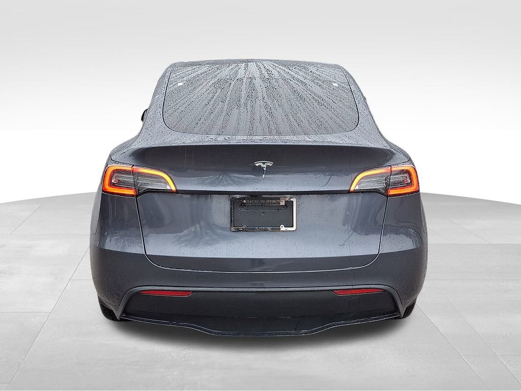 Used 2023 Tesla Model Y Long Range image 5
