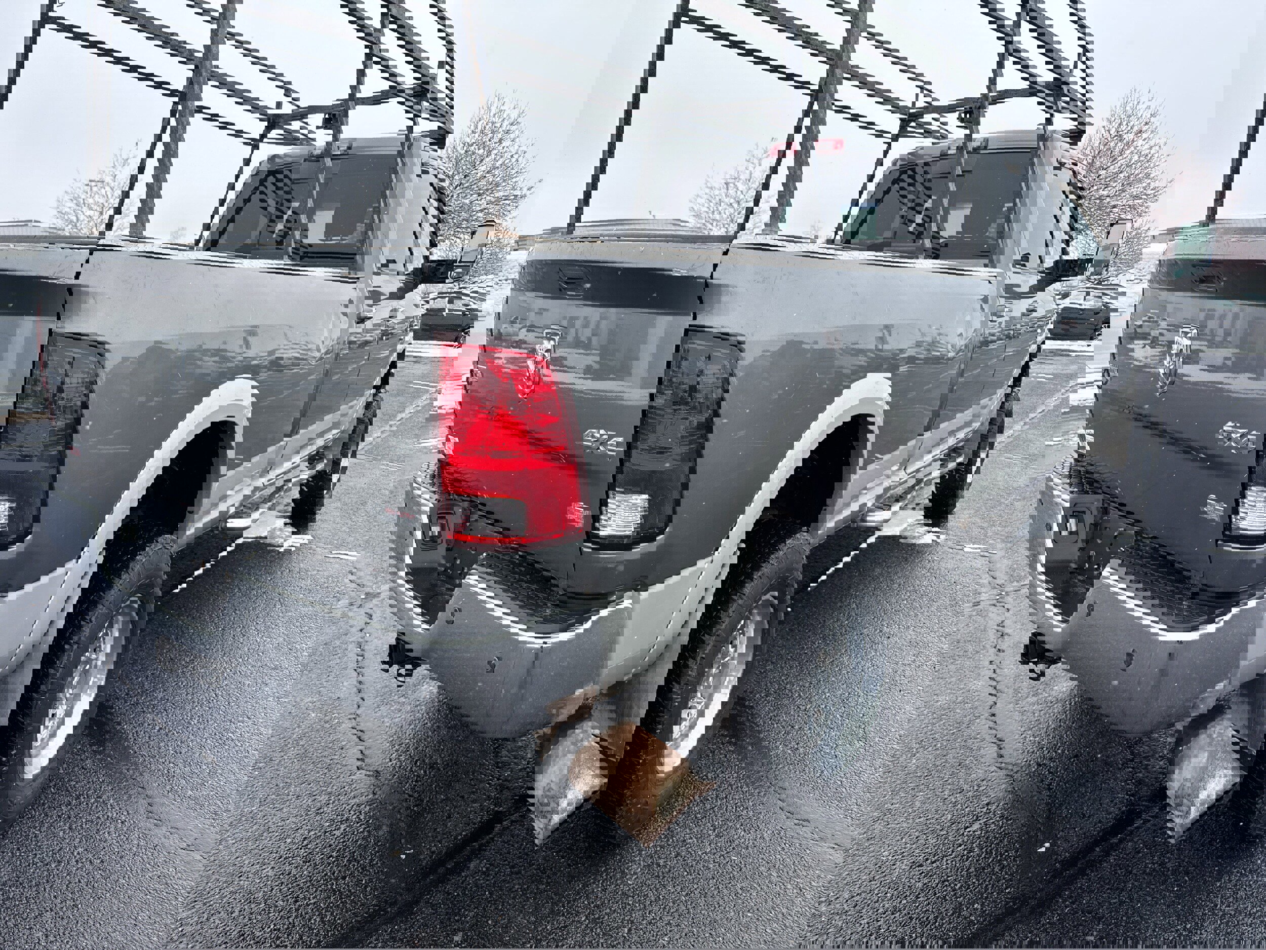 Used 2011 RAM 2500 Laramie w/ Cold Weather Group image 5