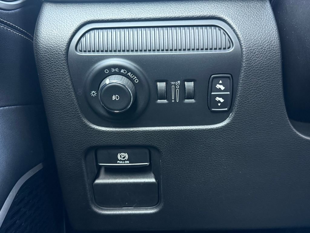 Used 2022 Jeep Wagoneer Series II w/ Premium Group I image 19