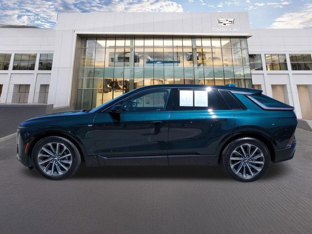 Certified 2024 Cadillac Lyriq Sport AWD/4WD image 6