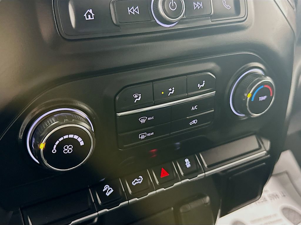 Used 2019 Chevrolet Silverado 1500 Custom Trail Boss w/ Custom Convenience Package image 16