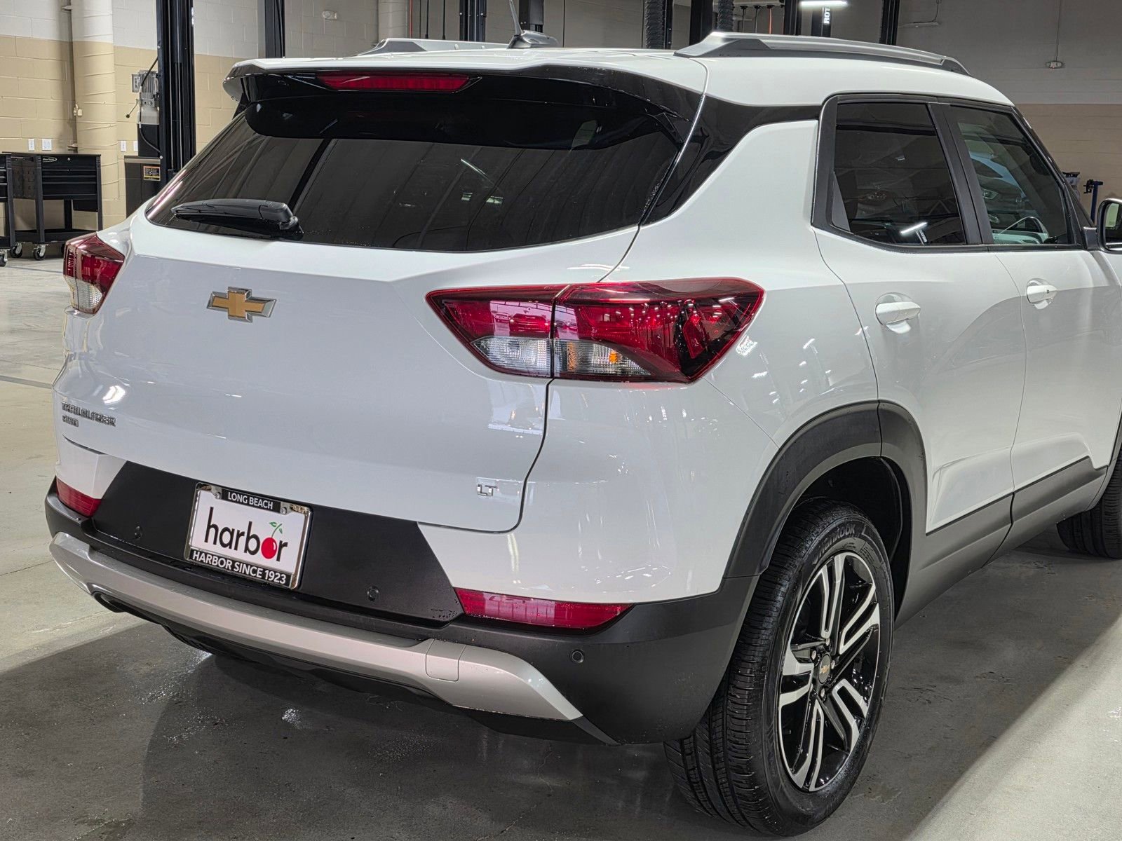 Used 2024 Chevrolet TrailBlazer LT w/ Convenience Package image 14