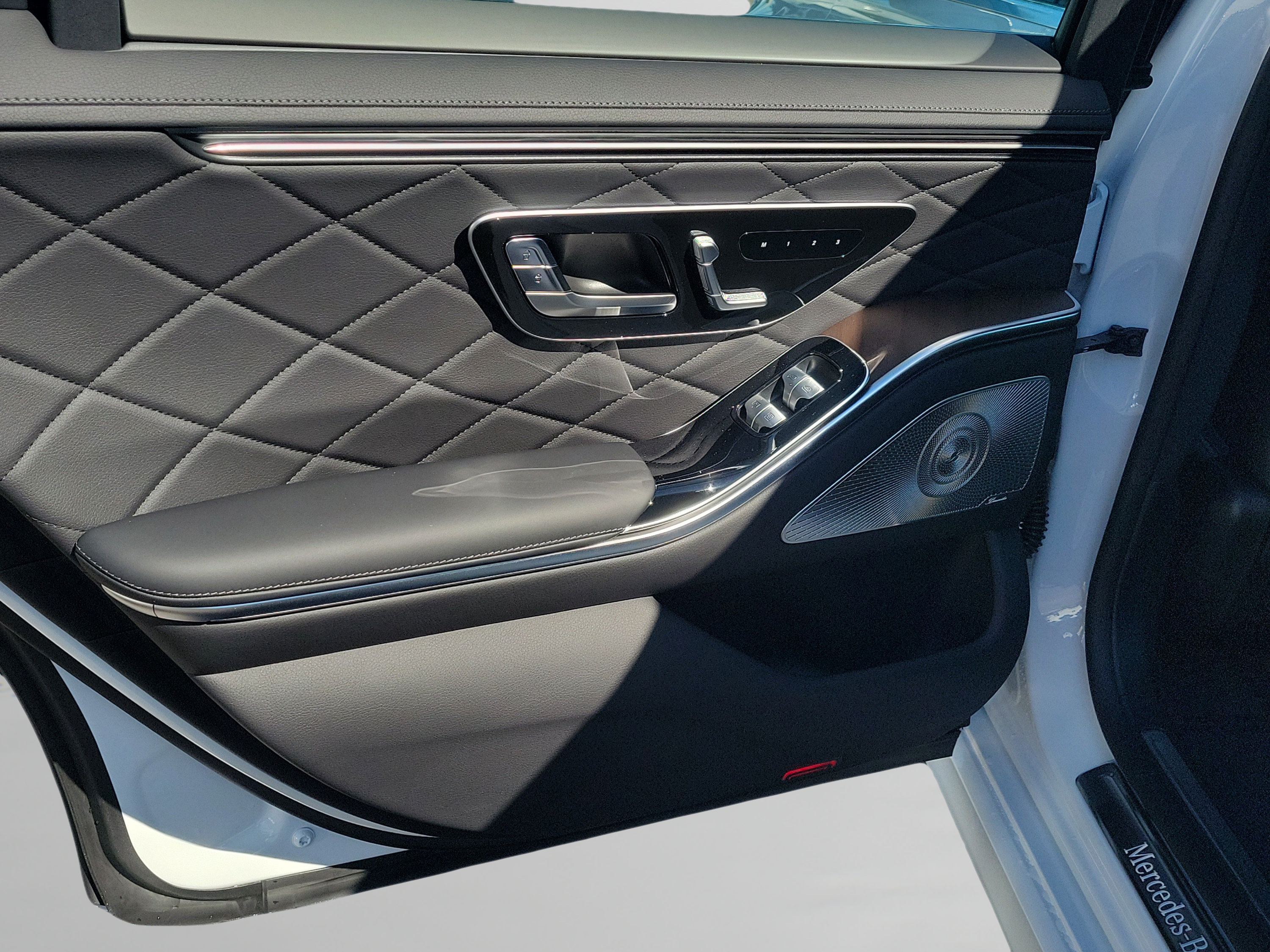 New 2027 Mercedes-Benz S 580 4MATIC Sedan image 7