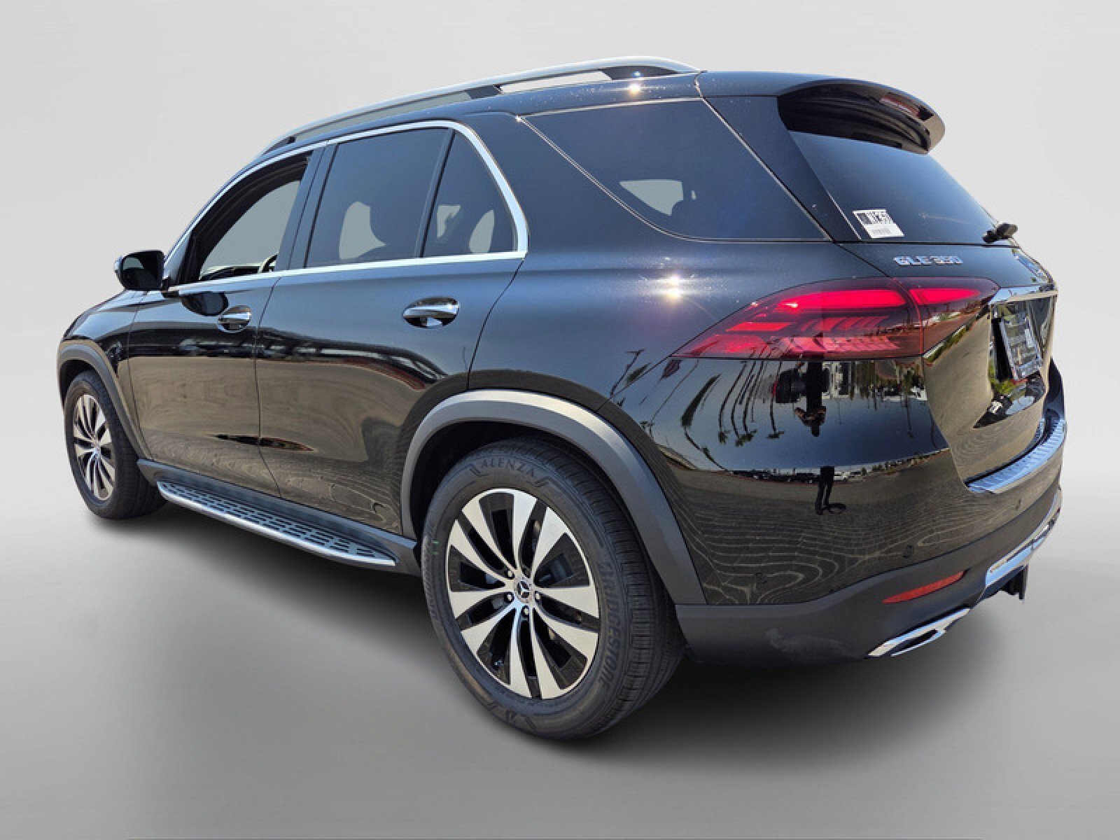 New 2025 Mercedes-Benz GLE 350 4MATIC image 3