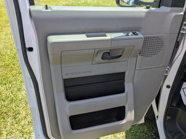 Used 2023 Ford E-350 and Econoline 350 Super Duty w/ Driver's Safety Package RWD image 12