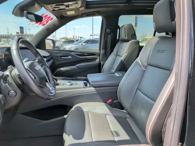 Used 2024 Cadillac Escalade Sport AWD/4WD image 15