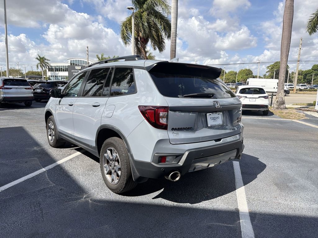 Certified 2023 Honda Passport TrailSport image 6