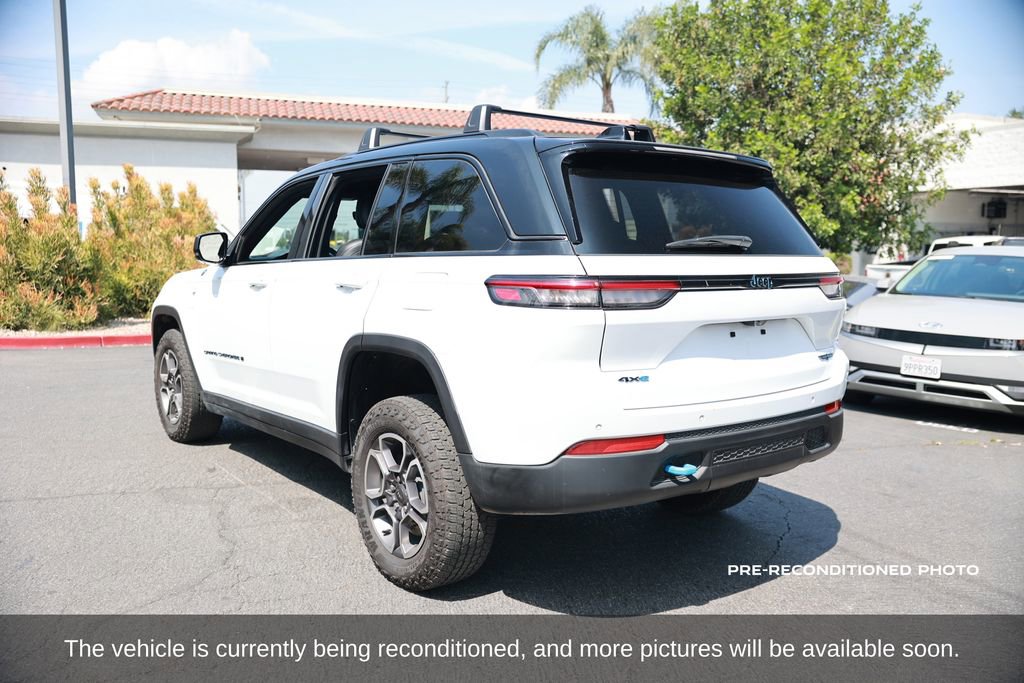 Used 2022 Jeep Grand Cherokee Trailhawk w/ Advanced Protech Group II image 3