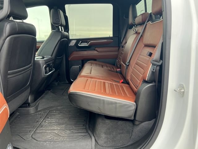 Used 2024 GMC Sierra 3500 Denali Ultimate image 26