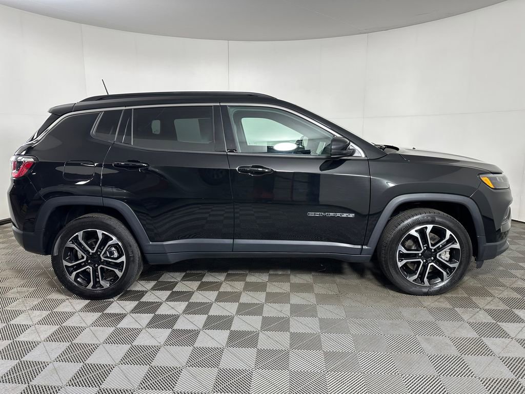 Used 2023 Jeep Compass Limited AWD/4WD image 6