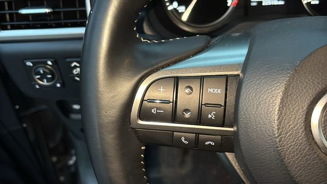 Used 2023 Lexus GX 460 Premium w/ Accessory Package image 18