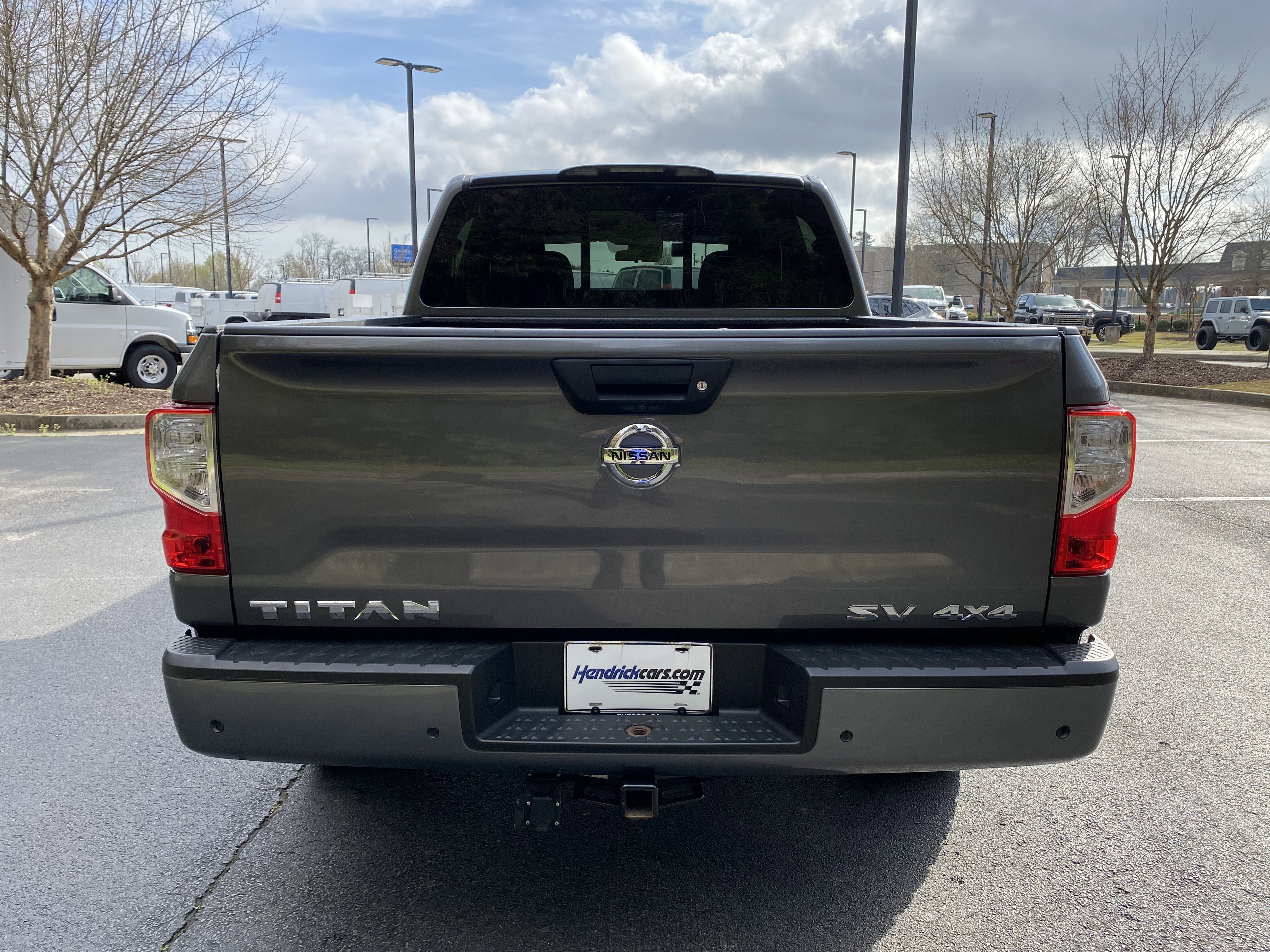 Used 2021 Nissan Titan SV AWD/4WD image 8