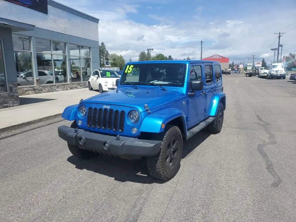 Used 2015 Jeep Wrangler Unlimited Sahara w/ Connectivity Group