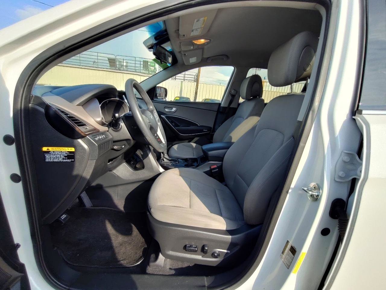 Used 2018 Hyundai Santa Fe Sport w/ 2.4L Value Package 02 FWD image 14
