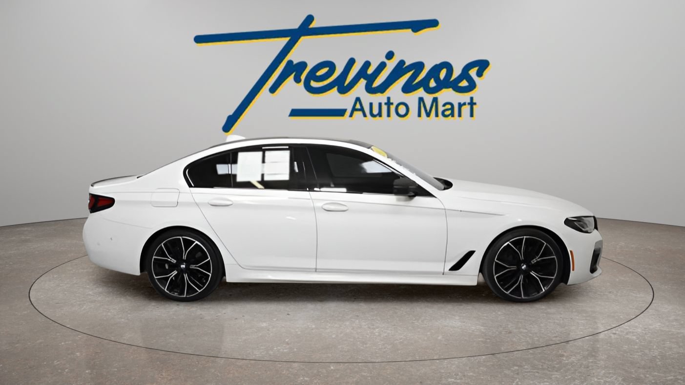 Used 2023 BMW 530i w/ M Sport Package RWD image 5