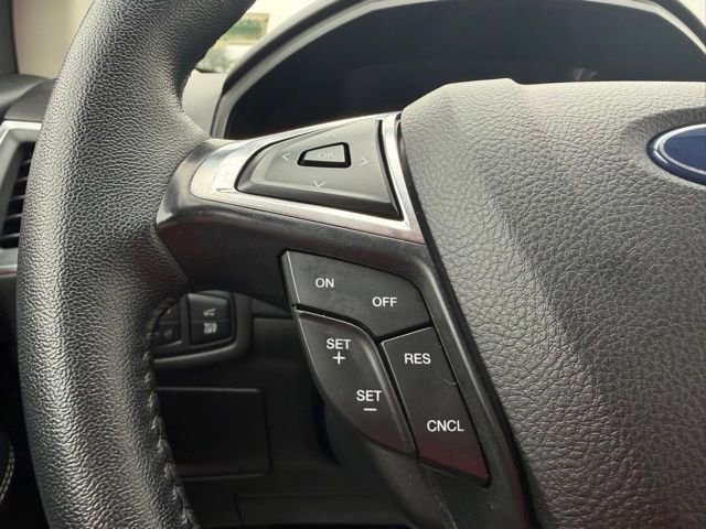 Used 2024 Ford Edge Titanium AWD/4WD image 18